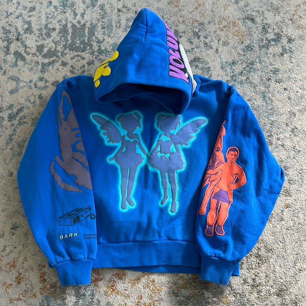 Drake concert hoodie 2024 
Authentic from the merch stand 
Mens size small